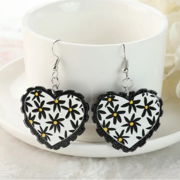 Jewelry - 2/$15 3/$20 BLACK, WHITE AND YELLOW HEART EARRINGS WITH STAINLESS STEEL EAR WIRE